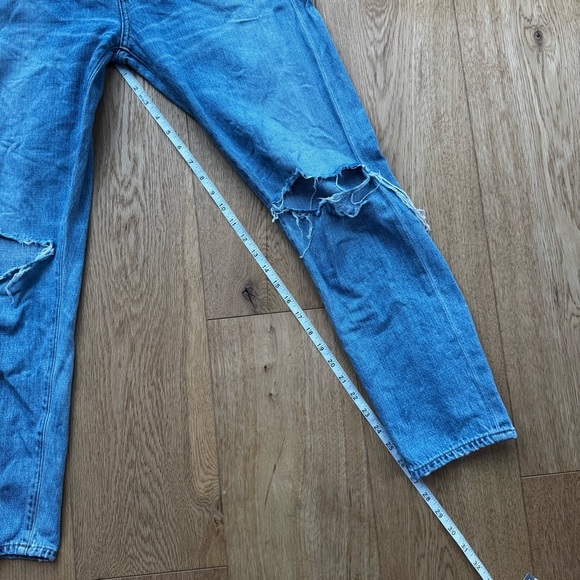 Citizens of Humanity - Liya High Rise Classic Fit Torn Size - 28 - Picture 14 of 17
